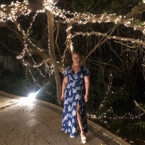 Meet the Posher - Picture 2 of 3